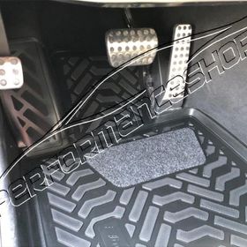 Mercedes C Serisi W204 2007-2014 Siyah 3D Havuzlu Paspas