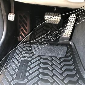 Mercedes C Serisi W204 3D Havuzlu Paspas