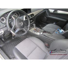 Mercedes C W204 2007-2014 Arası 3D Havuzlu Paspas