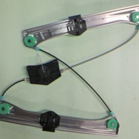 Mercedes S Class-W221 2006-2012 Sağ Elektrikli Motorsuz Ön Cam Krikosu