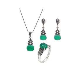Midyat Nurtaş 201021934 Zümrüt ve Markazit Taşlı 925 Ayar Gümüş Üçlü Set