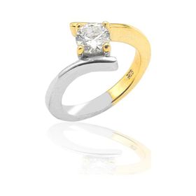 Midyat Nurtaş 201022855 Kristal Kesim Gold Kaplama 925 Ayar Tektaş Gümüş Yüzük