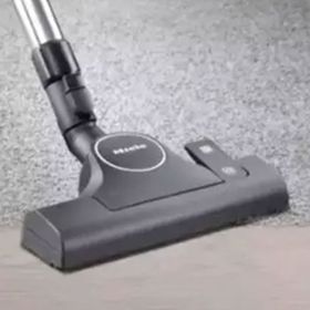 Miele Complete C3 PowerLine SGDF5 Mango Kırmızı Elektrikli Süpürge