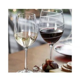 Mikasa Cheers 4'lü 685 ml Kırmızı Şarap Kadehi Seti