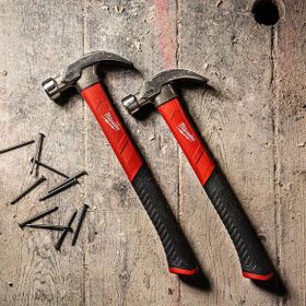 Milwaukee 4932478657 450 gr Fiber Saplı Kavisli Çivi Bölmeli Çekiç