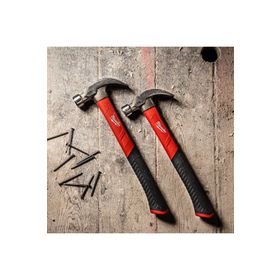 Milwaukee 4932478657 450 gr Fiber Saplı Kavisli Çivi Bölmeli Çekiç