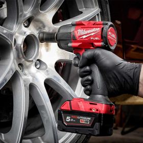 Milwaukee M18 FMTIW2P12-502X Darbeli Akülü Somun Sıkma Makinesi