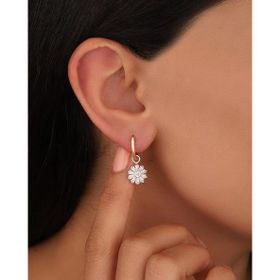 Mistik Silver Sallantılı Baget Taşlı Papatya Gümüş Küpe