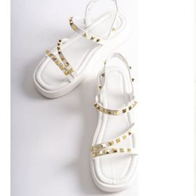 Modaleesta TR060Y07B Zımbalı Kadın Sandalet