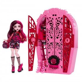 Monster High HYT72 Gizemli Arkadaşlar Bahçe Serisi Draculaura