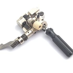 Moonstar Brother S12677 - 001 Overlok Kıstırma Aparatı
