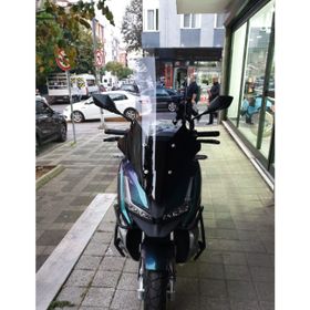 Motocam Barossa ADV 125 Ön Cam 2024-2026 Model 78 cm Füme Renkli 4 mm Uzun Motosiklet Rüzgarlık