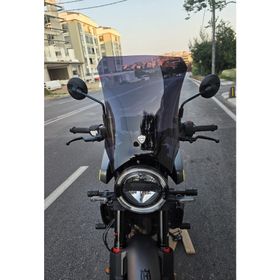 Motocam Husqvarna Svartpilen 250 Ön Cam 2024-2026 Model 47 cm Siyah Renkli 4 mm Motosiklet Rüzgarlık