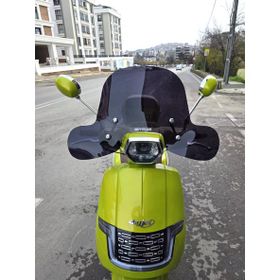 Motocam Küba Bayberry 2024-2026 Model 37 cm Siyah Renkli 4 mm Elcikli Aparatsız Ön Cam