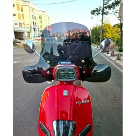 Motocam Kuba Bevely Ön Cam 2022-2026 Model 37 cm Siyah Renkli 4 mm Elcikli Aparatsız Motosiklet Rüzgarlık
