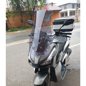 Motocam Küba Rubano 150 Ön Cam 2023-2026 Model 75 cm Füme Renkli 4 mm Uzun Motosiklet Rüzgarlık