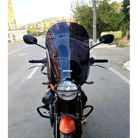 Motocam Moto Guzzi V7 Stone 2021-2023 Model 53 cm Siyah Renkli 4 mm Aparatsız Ön Cam Siperlik