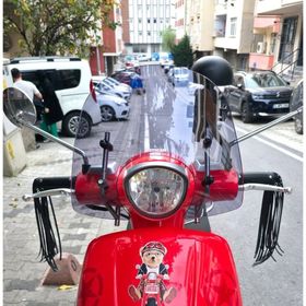 Motocam Peugeot Django Ön Cam 2017-2026 Model 37 cm Füme Renkli 4 mm Aparatsız Motosiklet Rüzgarlık