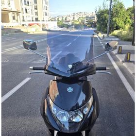 Motocam Piaggio Beverly 250 2005-2007 Model 44 cm Füme Renkli 4 mm Ön Cam Siperlik