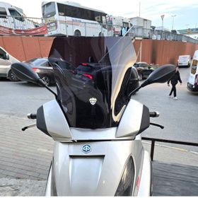 Motocam Piaggio X7 2007-2012 Model Uyumlu 43 cm Siyah Renkli 4 mm Ön Cam Siperlik