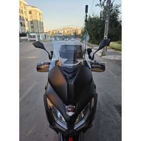 Motocam QJ Fort 125 N Ön Cam 2025-2026 Model 67 cm Şeffaf Renkli 4 mm Motosiklet Rüzgarlık