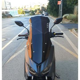 Motocam RKS Grace 202 Ön Cam 2022-2026 Model 75 cm Siyah Renkli 4 mm Uzun Motosiklet Rüzgarlık