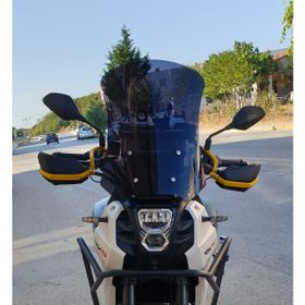 Motocam RKS SVT 650 X Ön Cam 2023-2026 Model 50 cm Siyah Renkli 4 mm Uzun Motosiklet Rüzgarlık