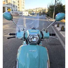Motocam Skyjet Bellina Ön Cam 2024-2026 Model 37 cm Şeffaf Renkli 4 mm Aparatsız Motosiklet Rüzgarlık