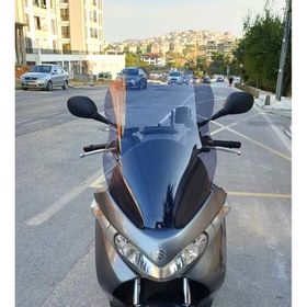 Motocam Suzuki Burgman 125 Ön Cam 2006-2013 Model 61 cm Füme Renkli 4 mm Motosiklet Rüzgarlık