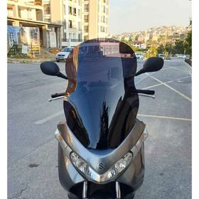 Motocam Suzuki Burgman 125 Ön Cam 2006-2013 Model 61 cm Siyah Renkli 4 mm Motosiklet Rüzgarlık