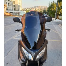 Motocam Suzuki Burgman 200 Ön Cam 2006-2013 Model 61 cm Siyah Renkli 4 mm Motosiklet Rüzgarlık