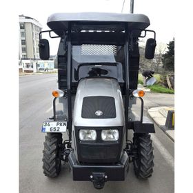 Motocam Tracar T 240 Ön Cam 2023-2026 Model 70-89 cm Şeffaf Renkli 4 mm Motosiklet Rüzgarlık