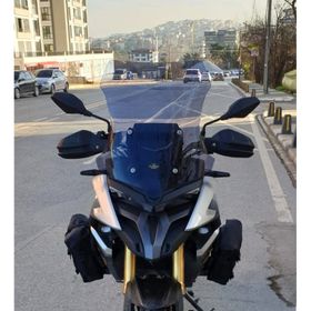 Motocam Voge DS 625X Ön Cam 2023-2026 Model 65 cm Füme Renkli 4 mm Sportif Model Motosiklet Rüzgarlık