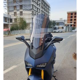 Motocam Yuki Huracan 250 Ön Cam 2022-2026 Model 70 cm Füme Renkli 4 mm Motosiklet Rüzgarlık