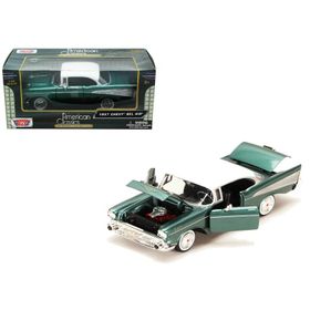 Motor Max 1957 Chevy Bel Air Yeşil 1:24 Model Araba