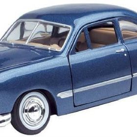 Motormax 1:24 1949 Ford Coupe -Bordo Model Araba