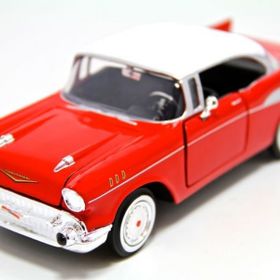 Motormax 1:24 1957 Chevy Bel Air -Kırmızı Model Araba