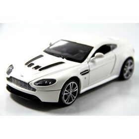 Motormax 1:24 Aston Martin V12 Vantage -Beyaz Model Araba