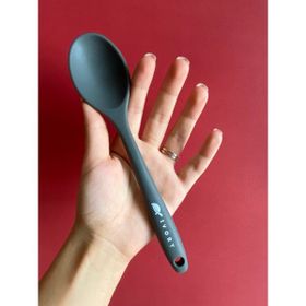 Multiamo Sert Uçlu Isıya Dayanıklı Yanmaz Yapışmaz 20 cm Gri Kısa Derin Silikon Kaşık