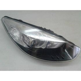 My 260101331r Fluence Yeni Makyajlı Kasa Sağ Far