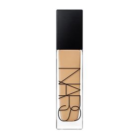 Nars Natural Radiant Medium 3.5 Vanuatu Yüksek Kapatıcılı Fondöten