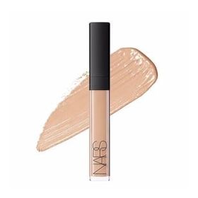 Nars No:04 Deuvlille Light Fondöten