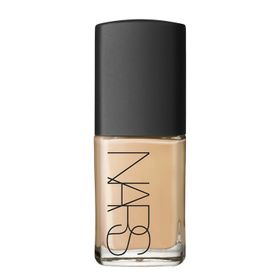 Nars Sheer Medium Dark 1 Syracuse Parlak Fondöten