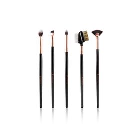 Nascita 01 Brush Make-up Addicts Göz Seti