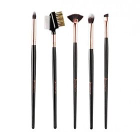 Nascita 01 Brush Make-up Addicts Göz Seti