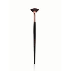 Nascita NASBRUSH0147 Eğimli Kirpik Fırçası
