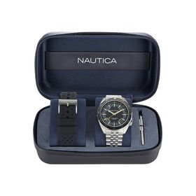 Nautica NAPNVF303 Erkek Kol Saati