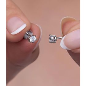 Nereze 925 Ayar 6 Tırnaklı 3 mm Tektaş Gümüş Küpe