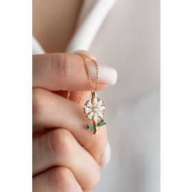 Nereze 925 Ayar Gold Kaplama Beyaz Zirkon Taşlı Kır Çiçeği Kadın Gümüş Kolye