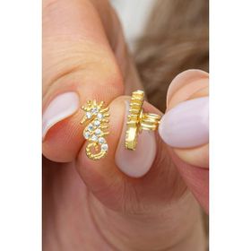 Nereze 925 Ayar Gold Kaplama Minimal Deniz Atı Gümüş Küpe